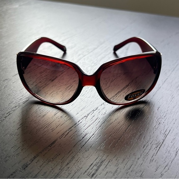 NWT Fossil Brown 62mm Women\'s Oversized Sunglasses main image 4